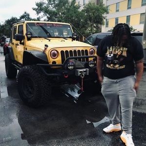 Meet your Posher, Jasmine